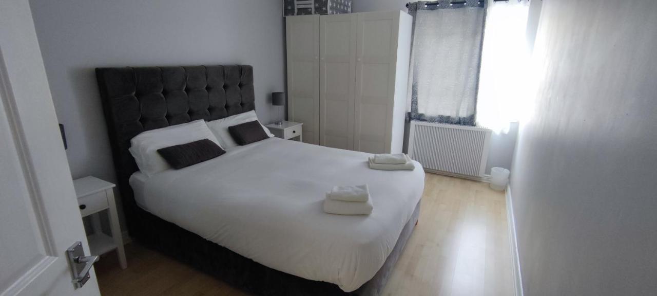 Apartment In The Heart Of Wexford Town Extérieur photo